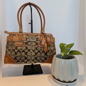 Nearly Vintage Coach Hamptons Monogram Satchel 10245
